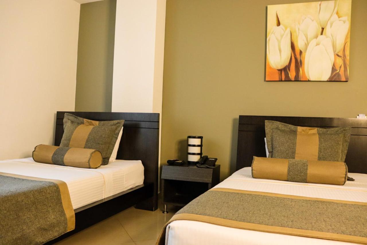 Hotel Medellin Gold ภายนอก รูปภาพ